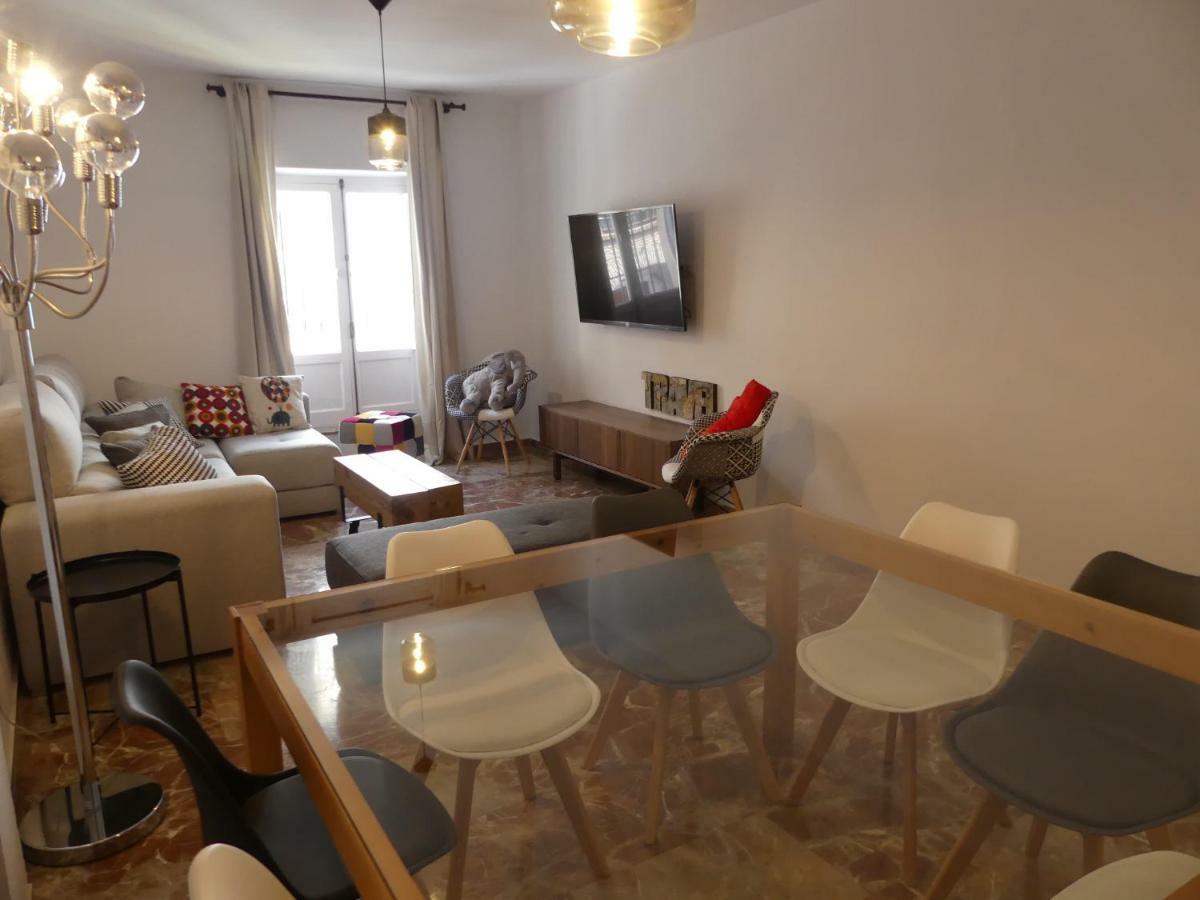Gatu Premium Villa Aramburu, " Preferente Mayores De 25 Anos Y Familias " El Puerto de Santa María Exterior foto