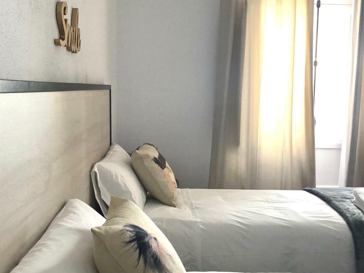 Gatu Premium Villa Aramburu, " Preferente Mayores De 25 Anos Y Familias " El Puerto de Santa María Exterior foto