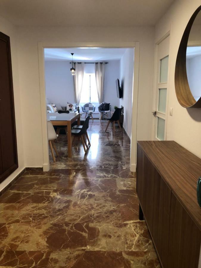 Gatu Premium Villa Aramburu, " Preferente Mayores De 25 Anos Y Familias " El Puerto de Santa María Exterior foto